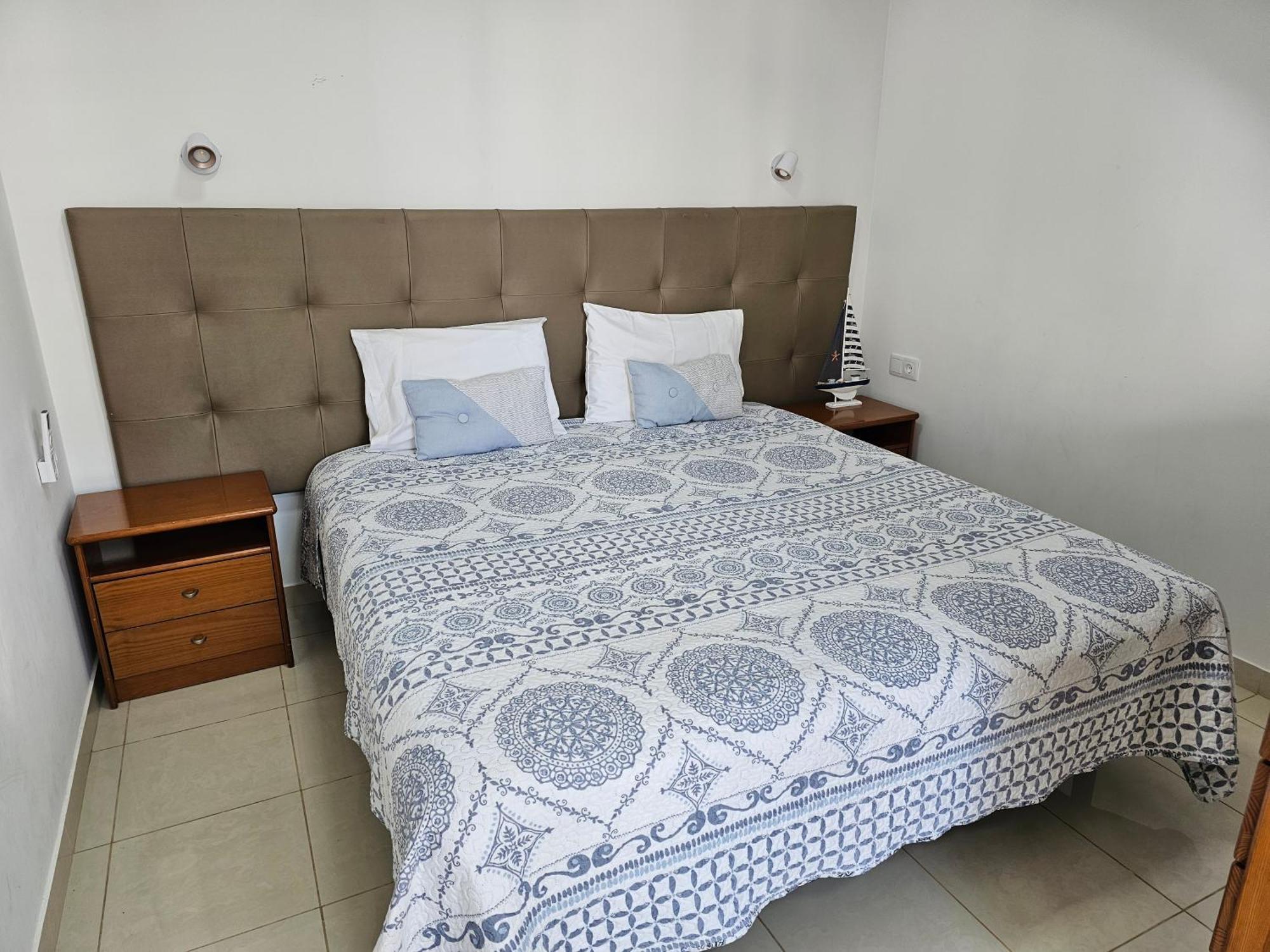 Apartamentos Navio Azul Funchal  Quarto foto